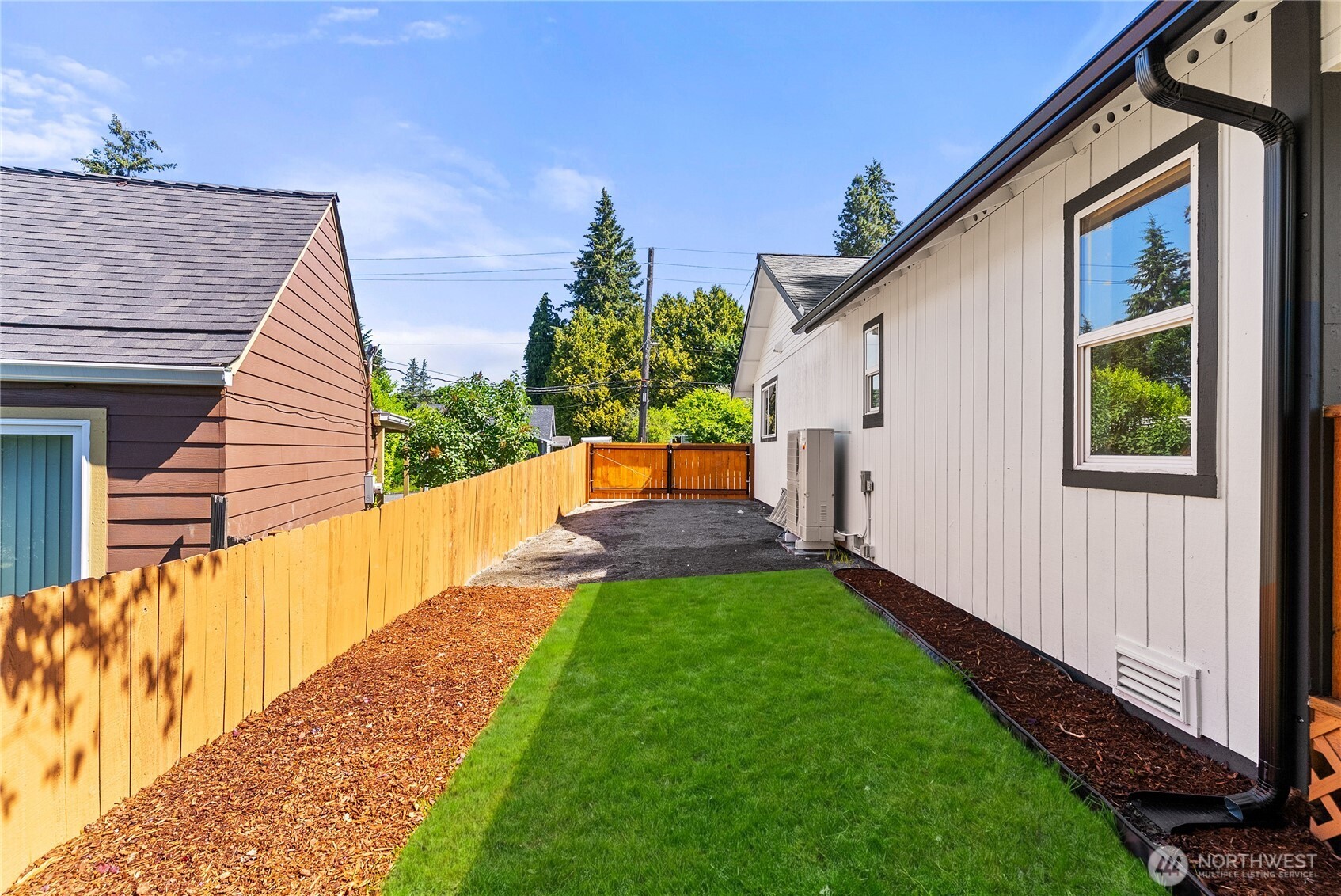 7435 S 118th Place