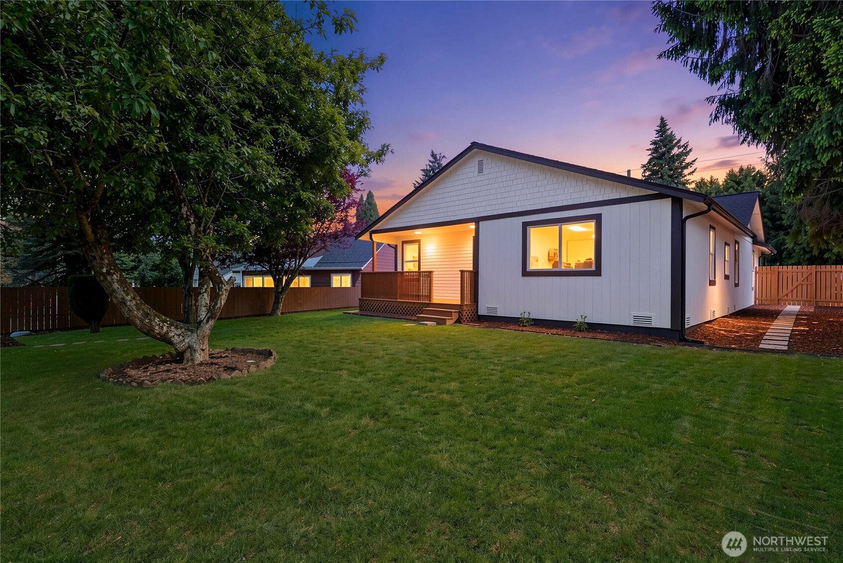 7435 S 118th Place