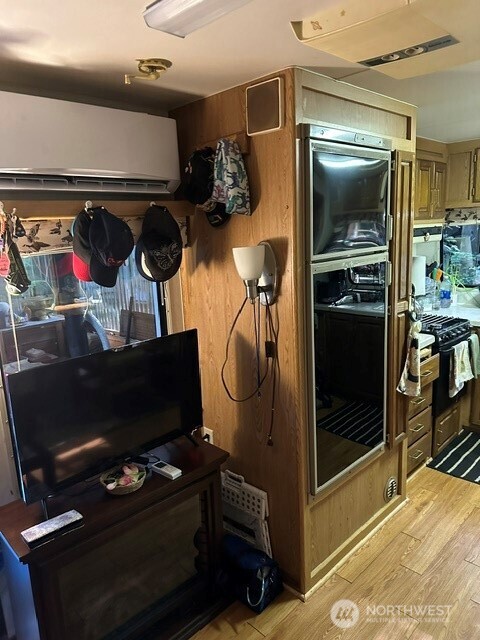 4392 Swinomish Trail Unit: B-28