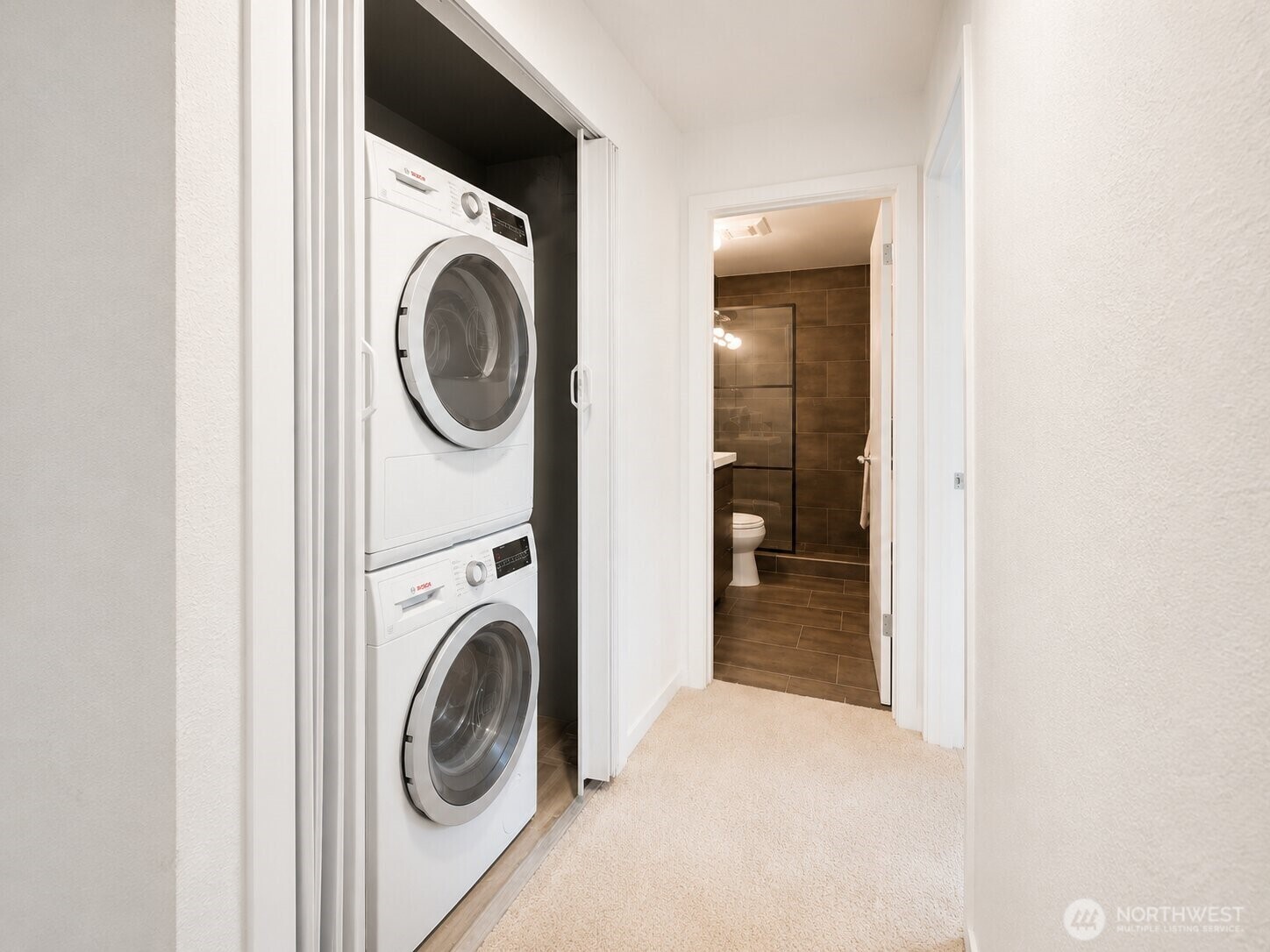 811 126th Place NE Unit: A204
