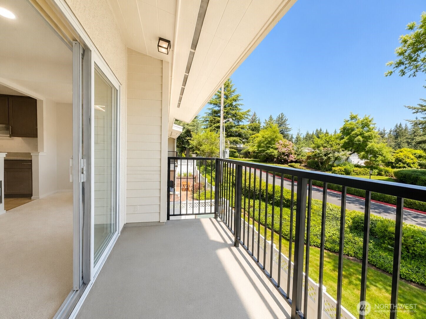 811 126th Place NE Unit: A204