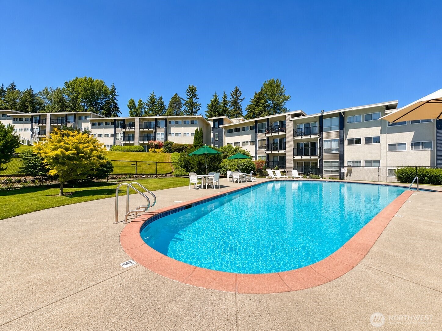 811 126th Place NE Unit: A204