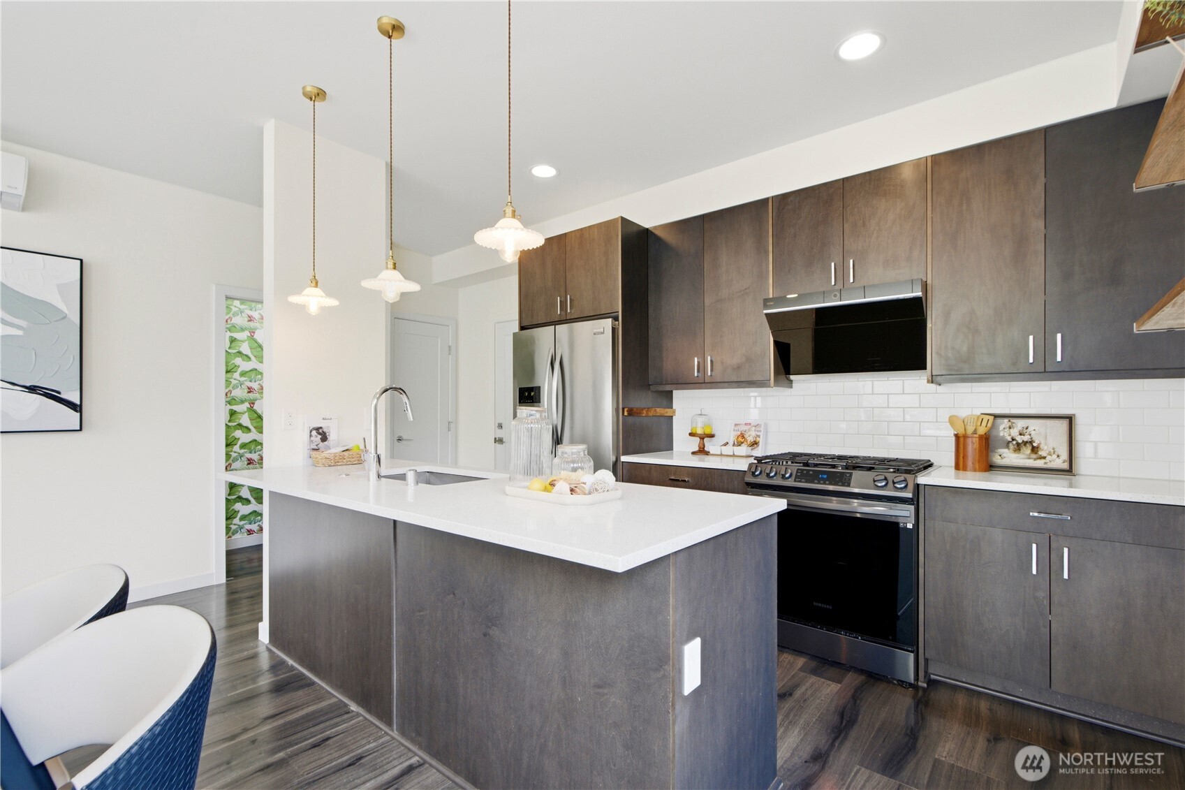 1901 25th Avenue S
