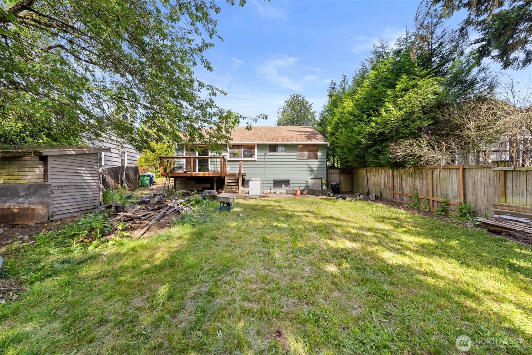 11419 Crestwood Drive S