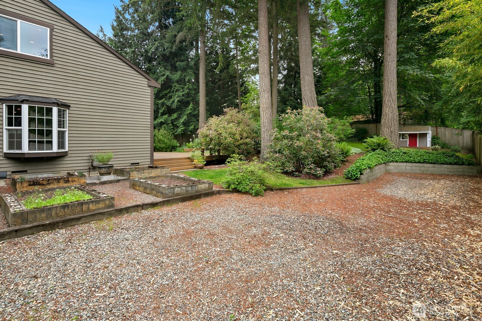 7825 NE 140th Place