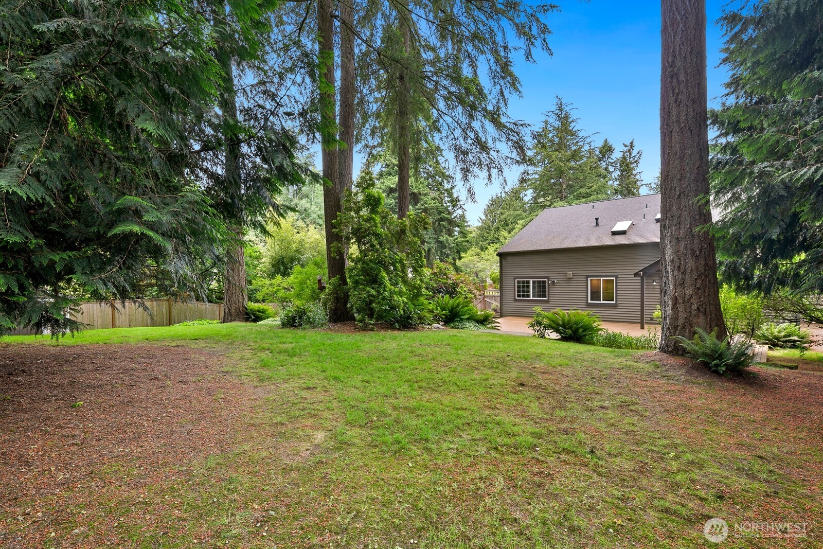 7825 NE 140th Place