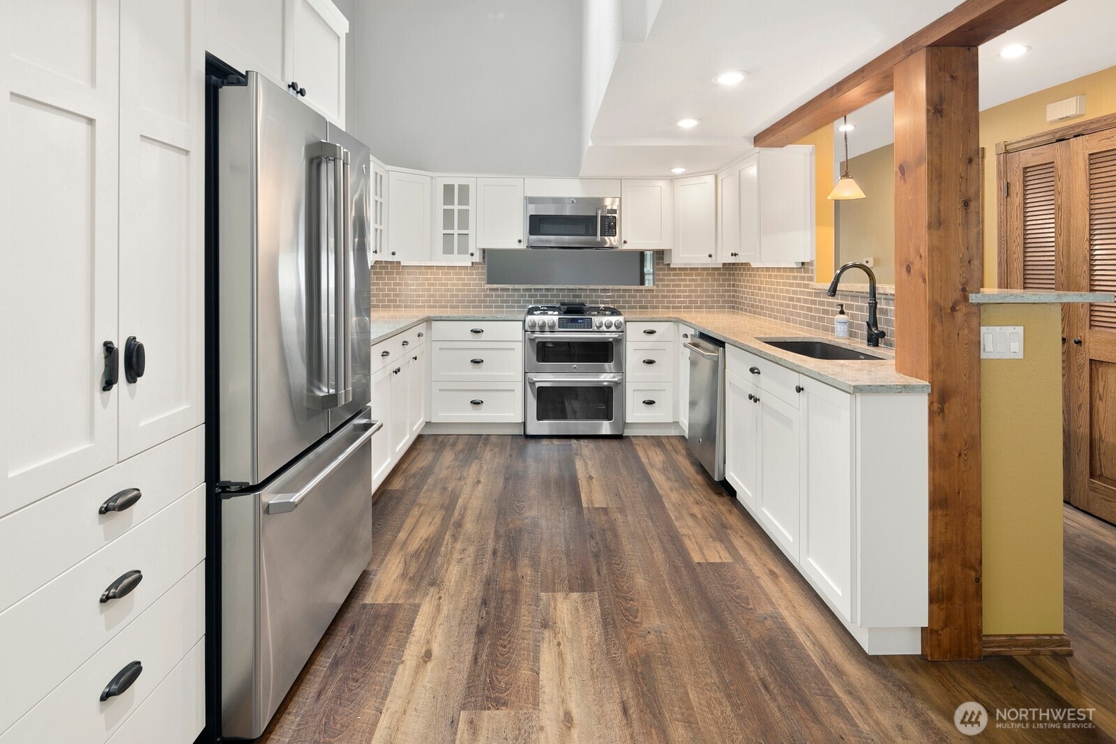 7825 NE 140th Place