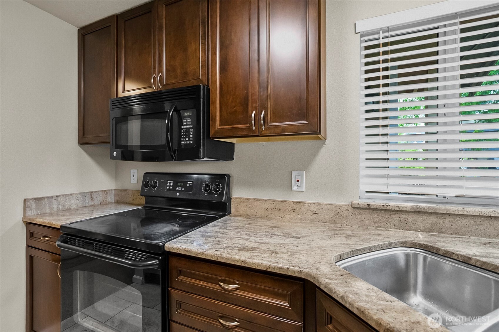 2114 186th Place SE