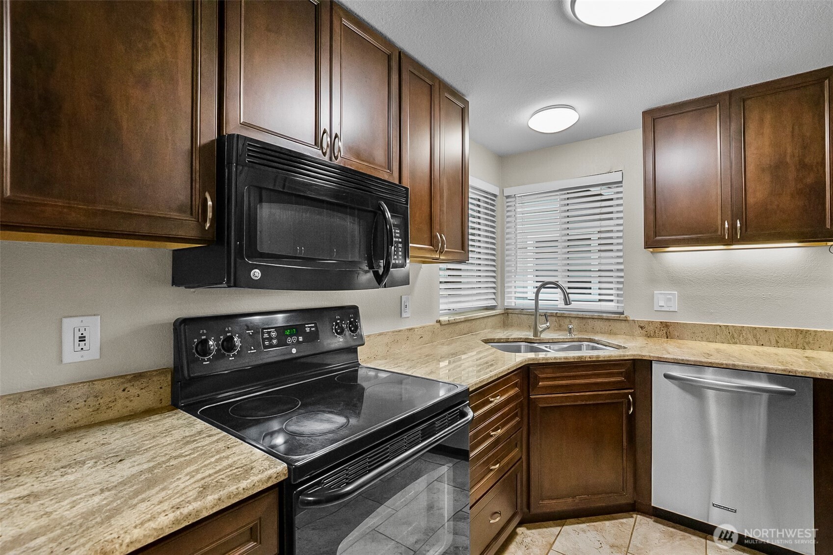 2114 186th Place SE