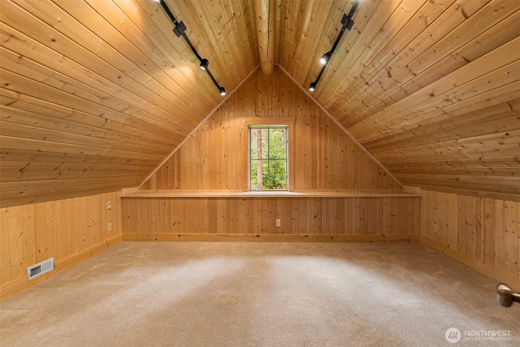 3888 Camas Creek Rd