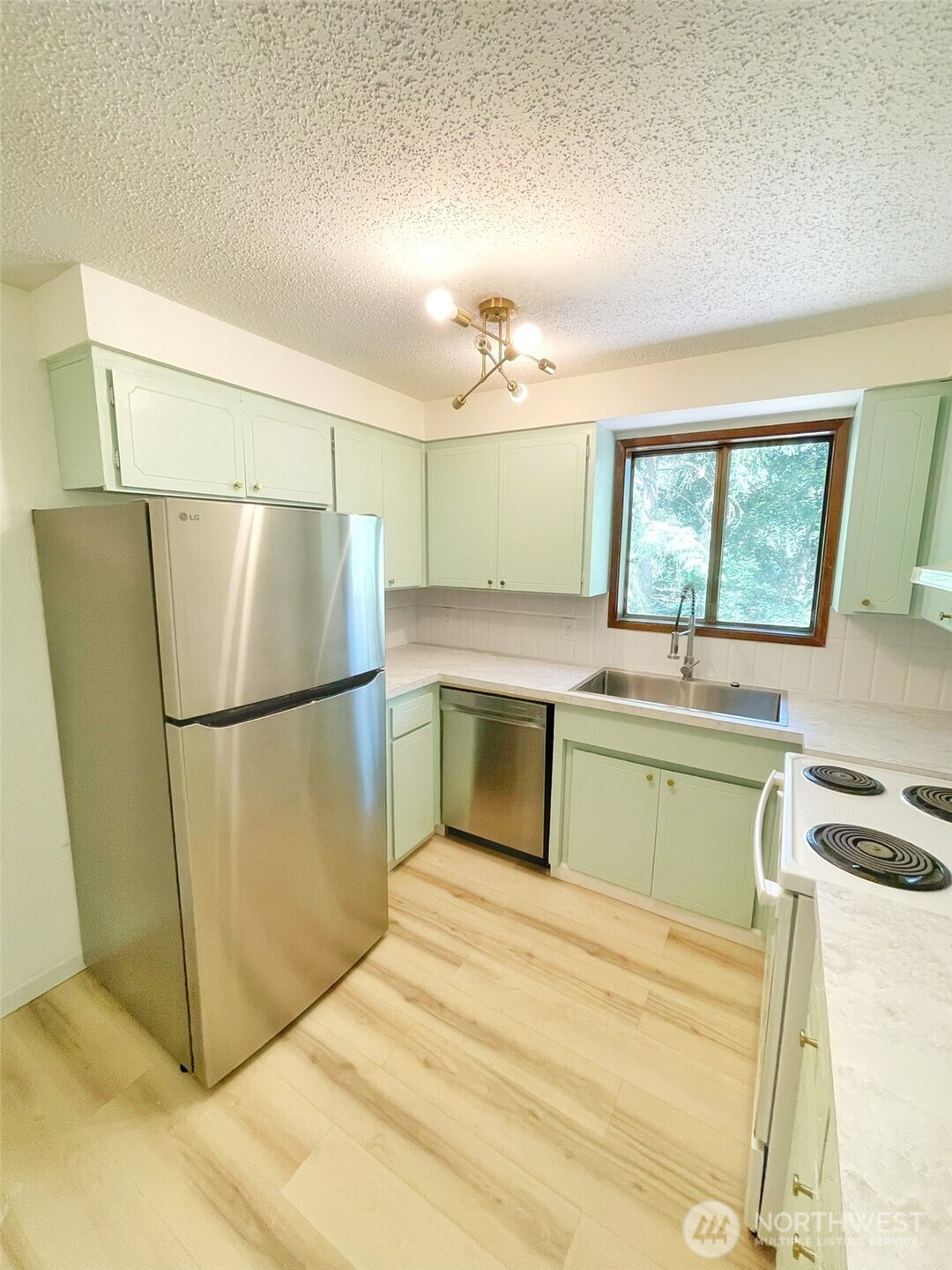 1714 SE Susan Unit: B