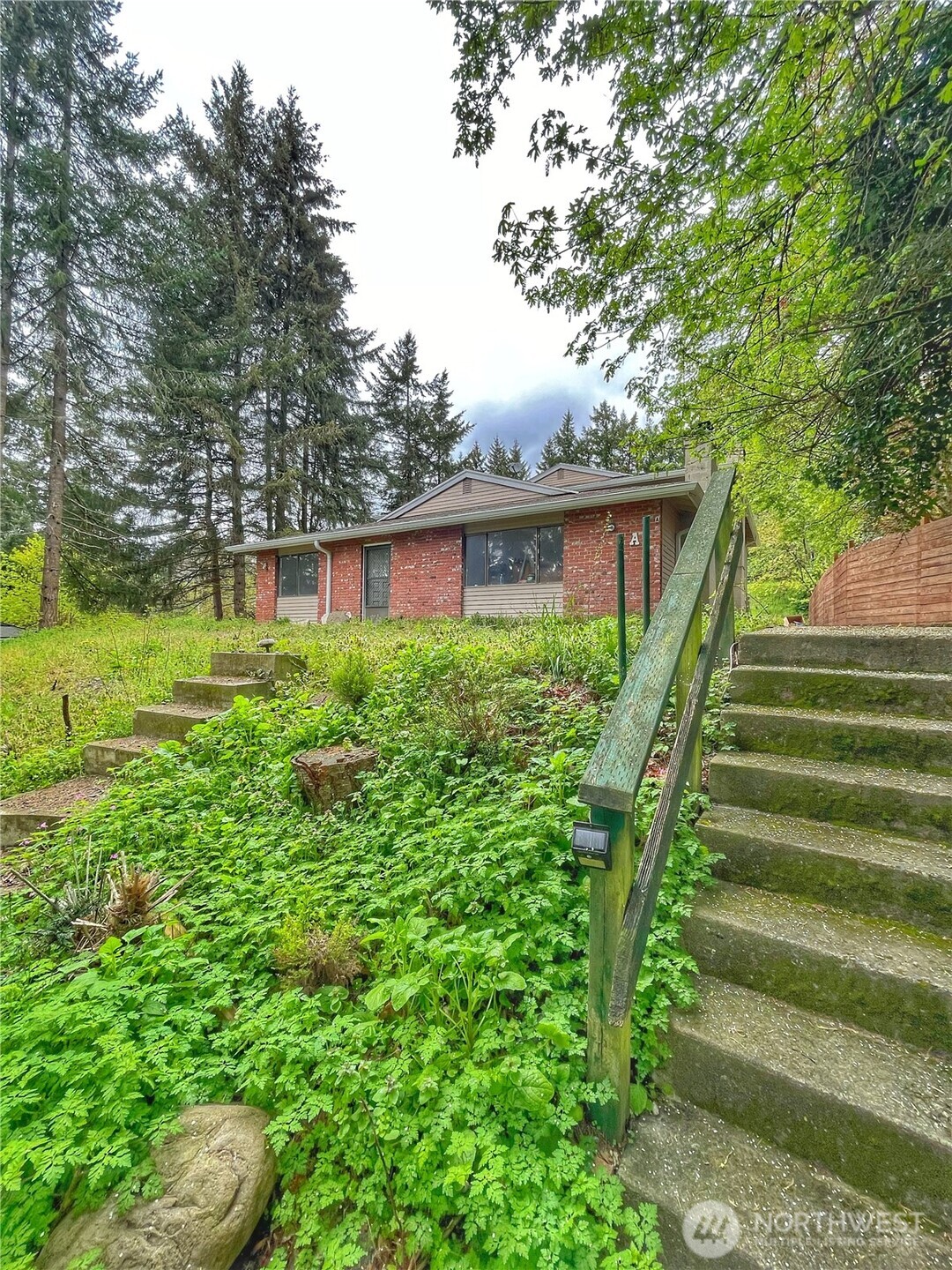 1714 SE Susan Unit: B