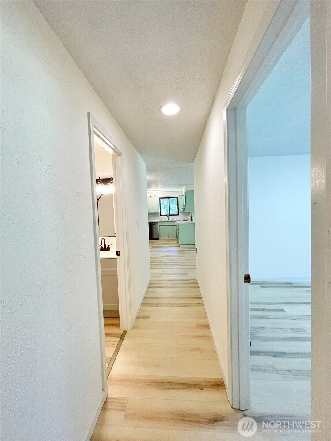 1714 SE Susan Unit: B