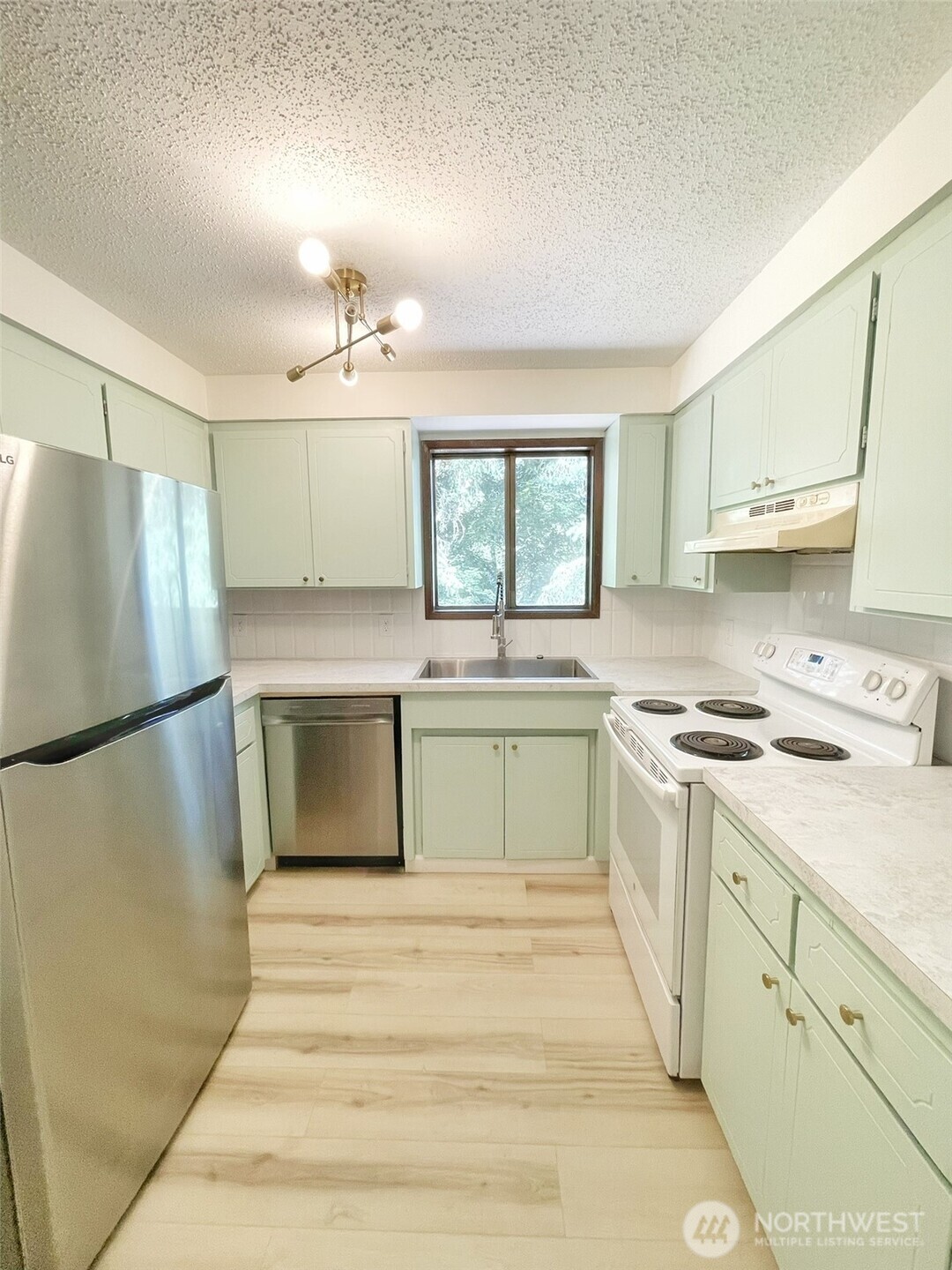 1714 SE Susan Unit: B