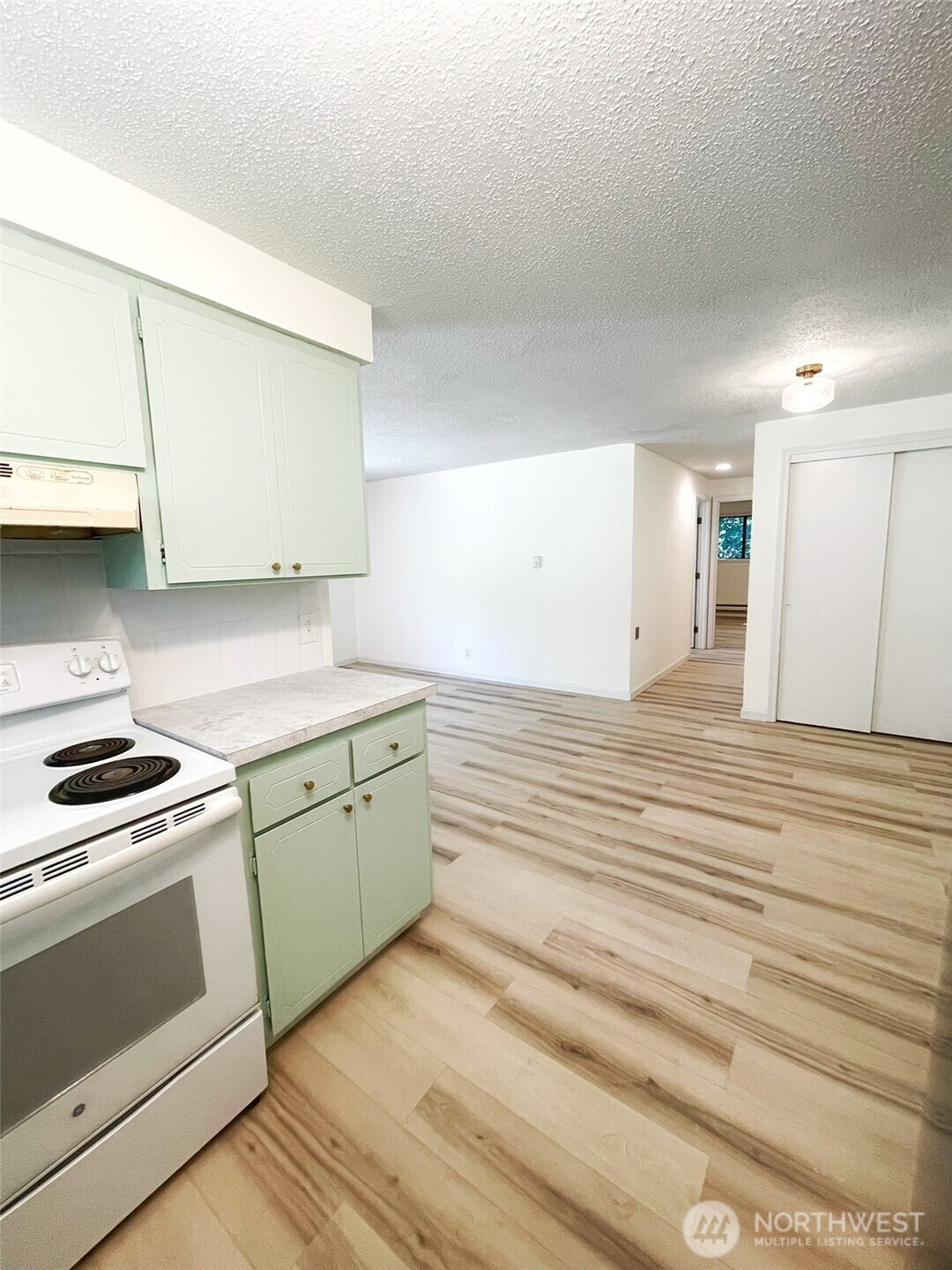 1714 SE Susan Unit: B