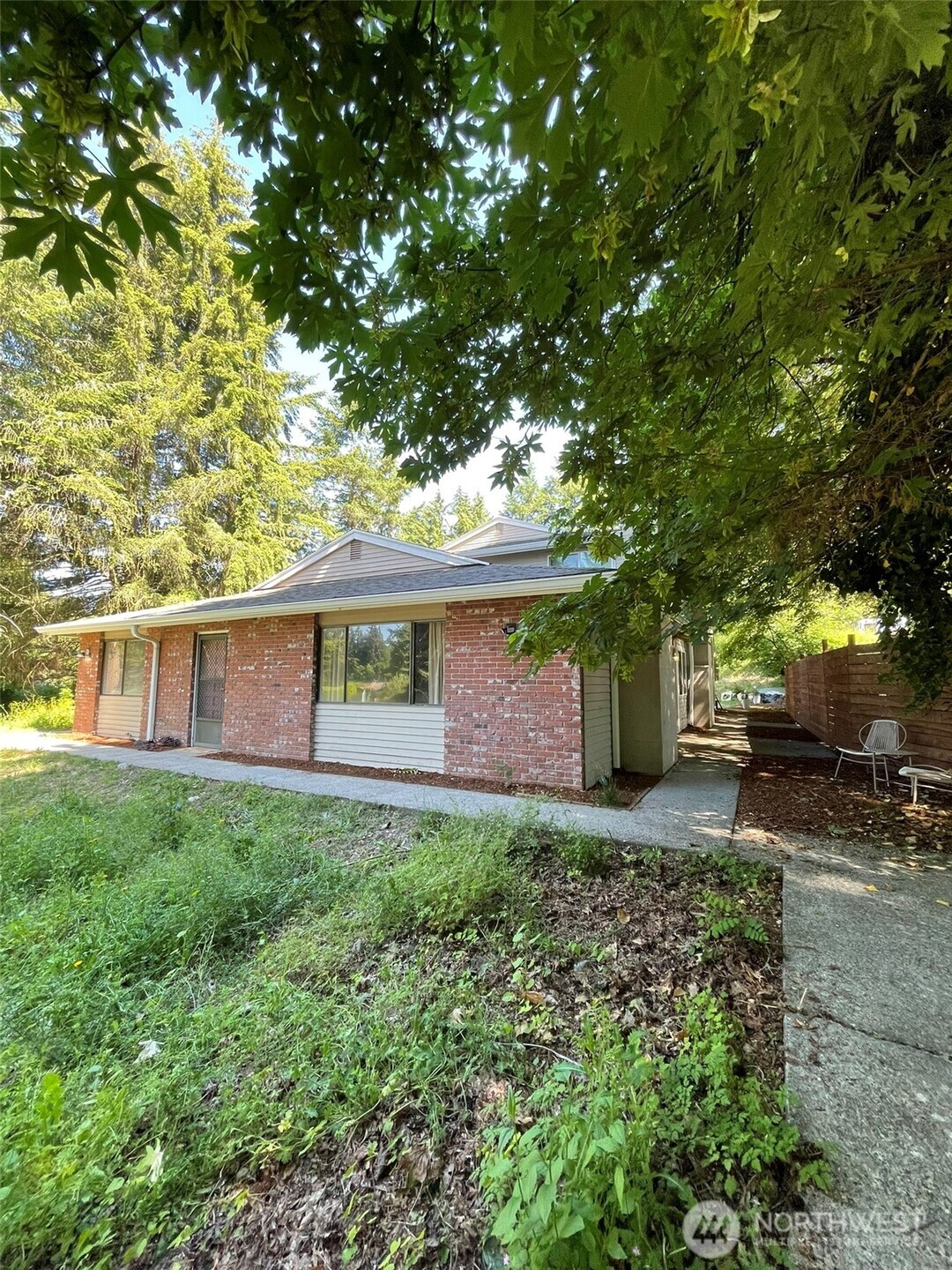 1714 SE Susan Unit: B