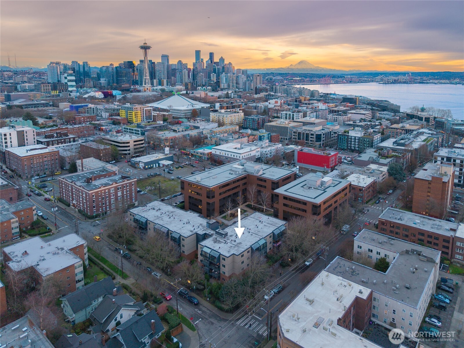 275 W Roy Street Unit: 412