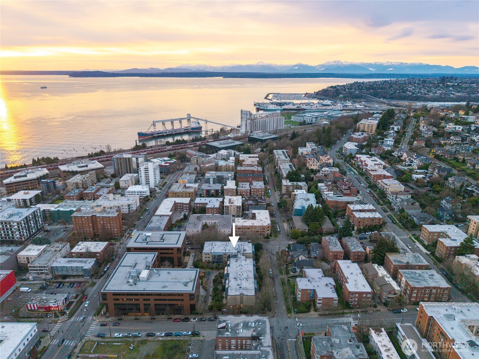 275 W Roy Street Unit: 412