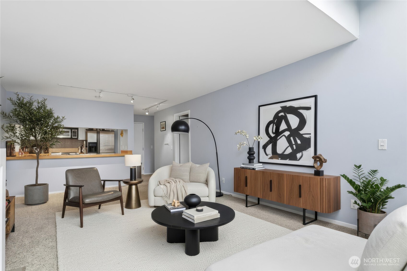 275 W Roy Street Unit: 412