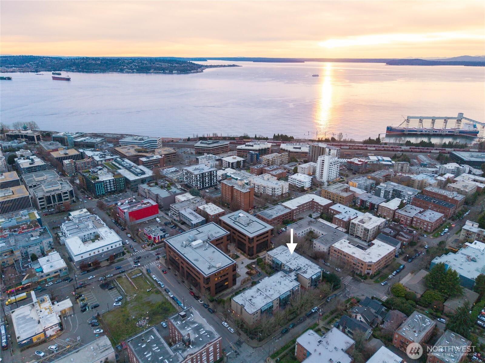 275 W Roy Street Unit: 412