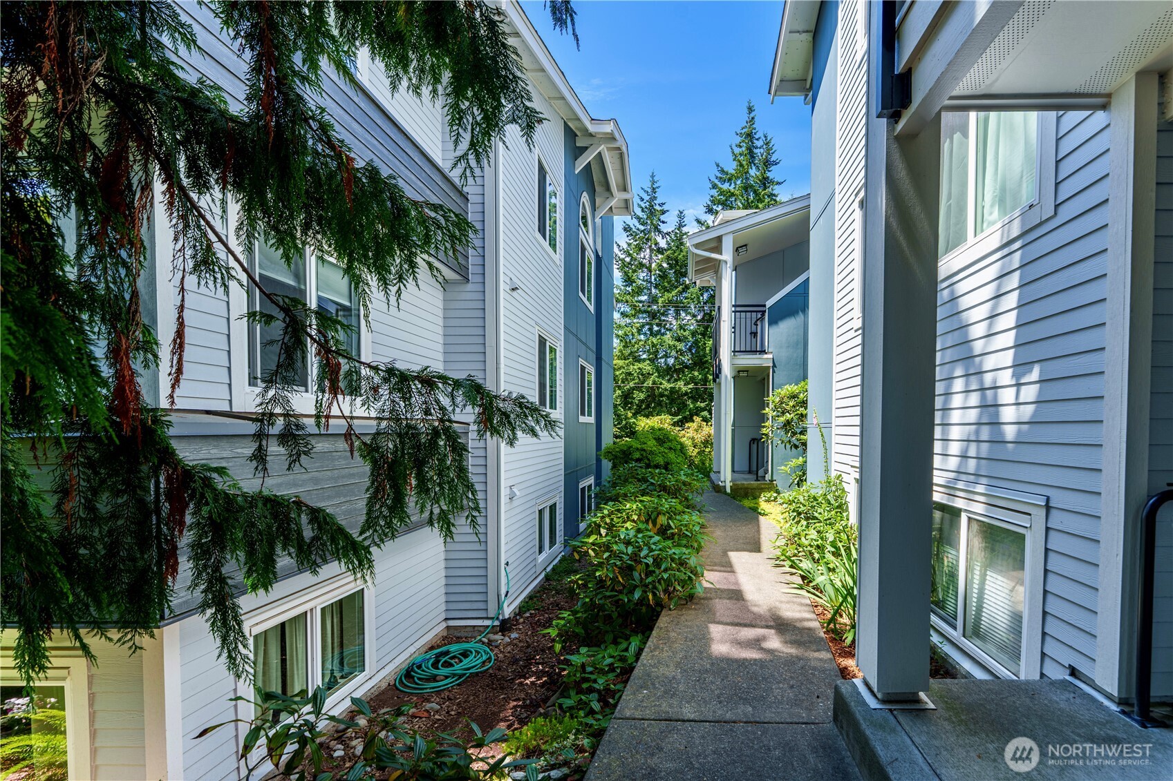 907 N 163rd Street Unit: A32
