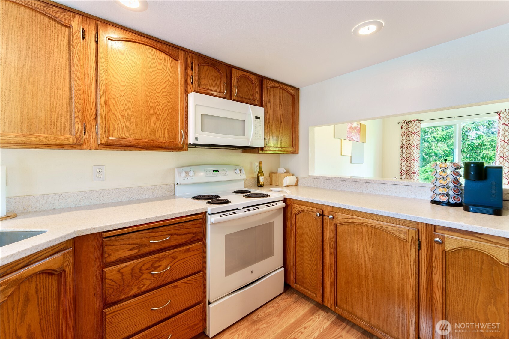907 N 163rd Street Unit: A32