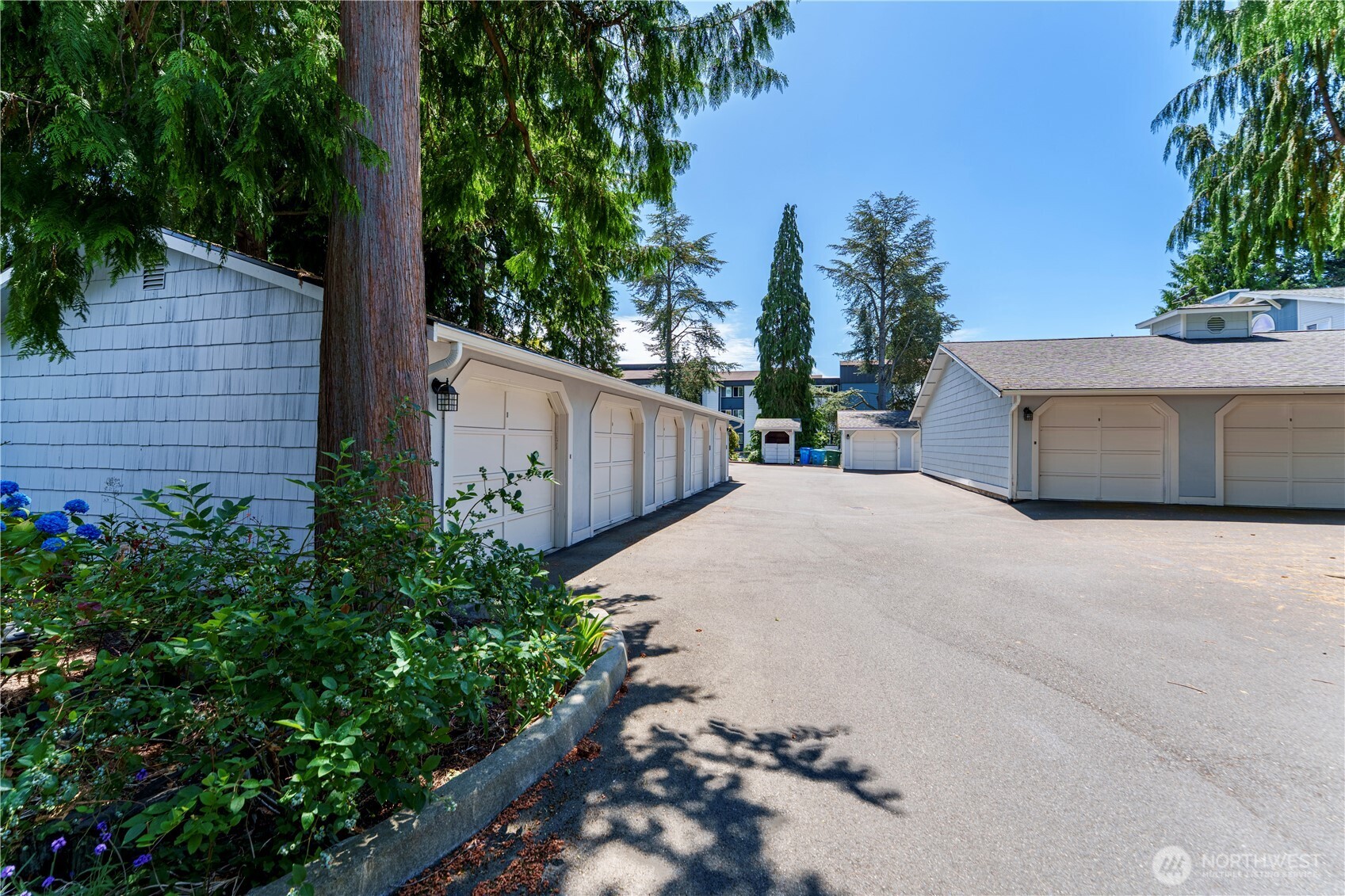 907 N 163rd Street Unit: A32