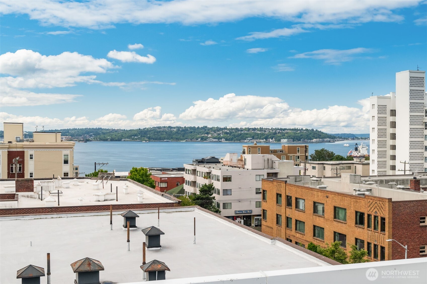 626 4th Avenue W Unit: 104