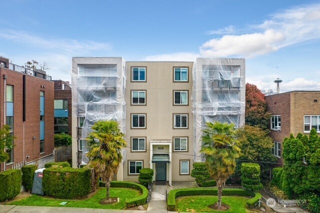 626 4th Avenue W Unit: 104