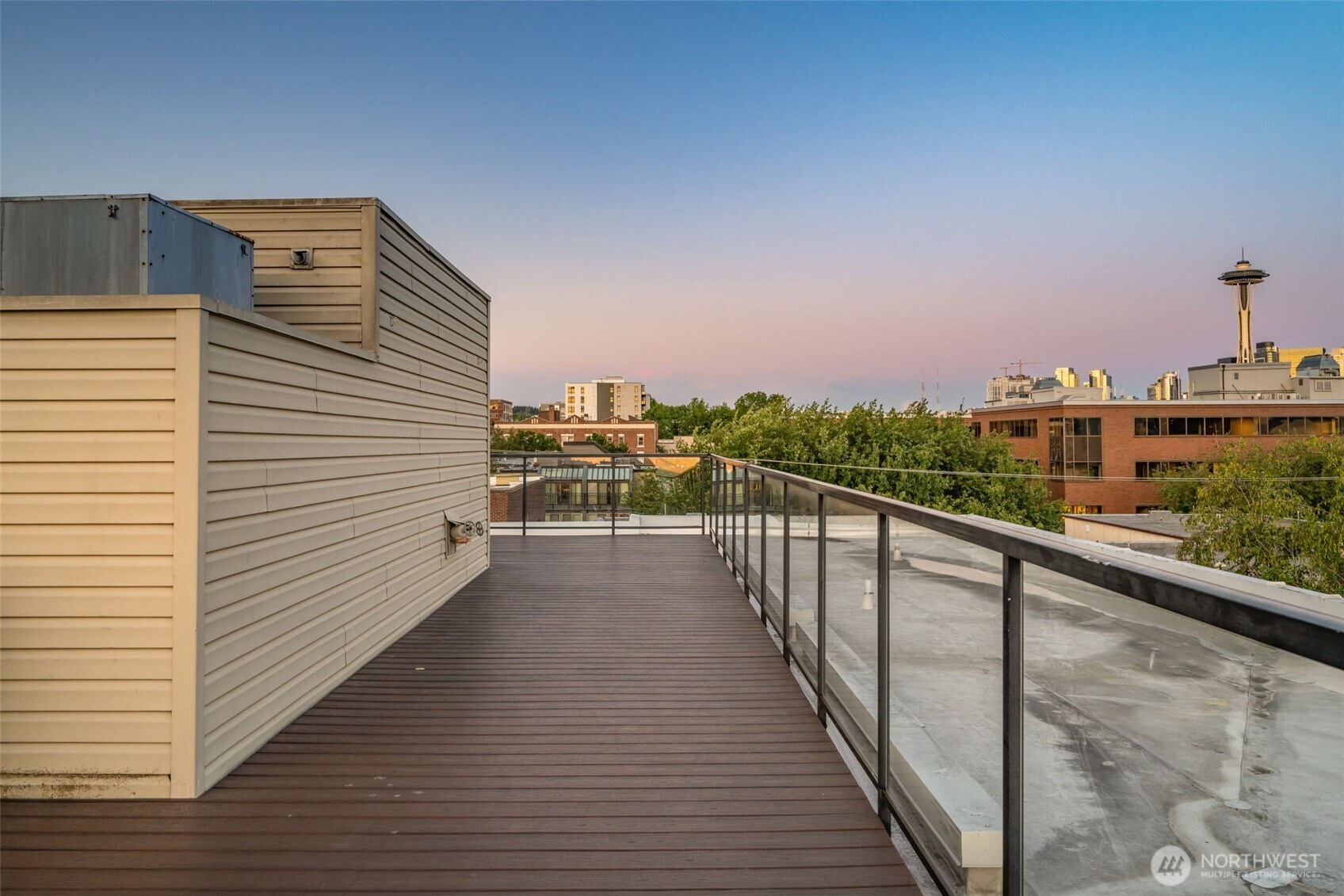 626 4th Avenue W Unit: 104