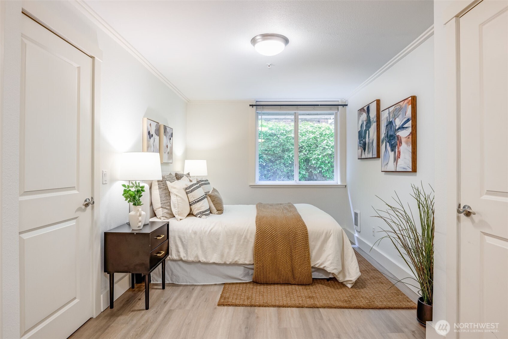 626 4th Avenue W Unit: 104
