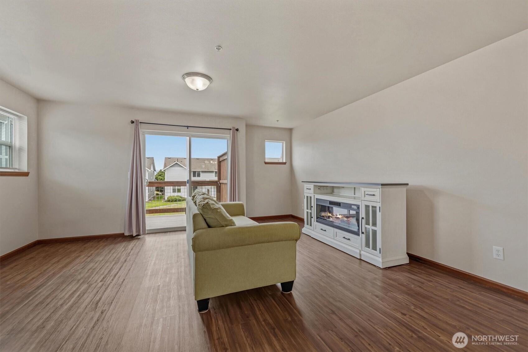 527 Neff Circle