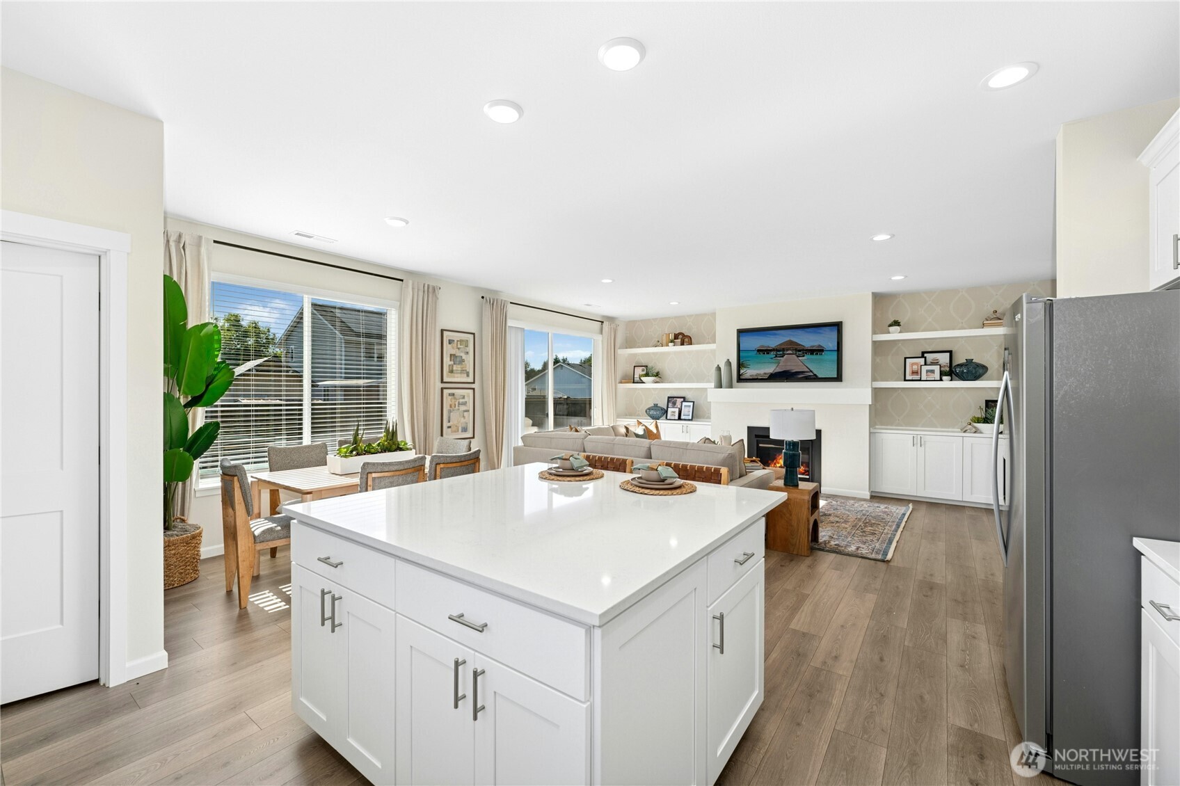 9401 Chief Leschi Street SE Unit: 10