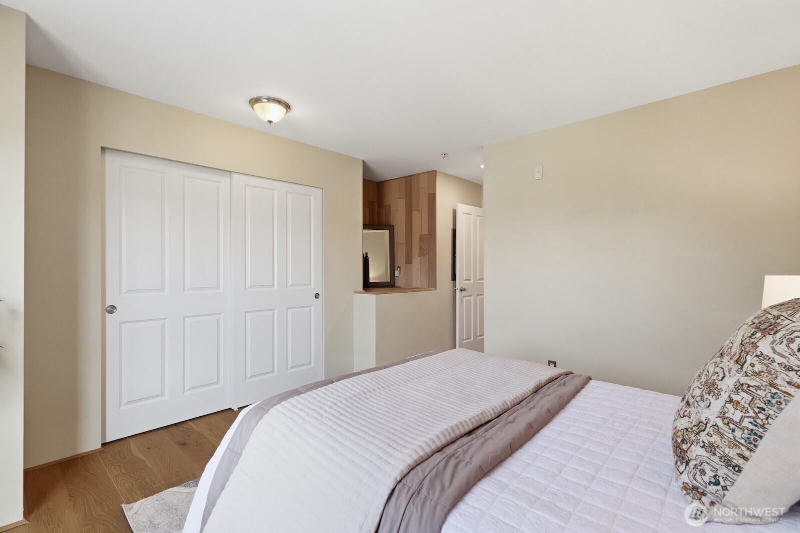 15325 SE 155th Place Unit: J5