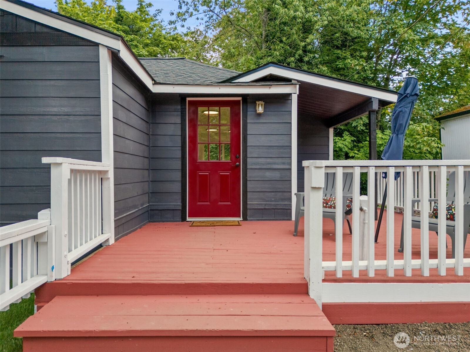 341 Maple Avenue