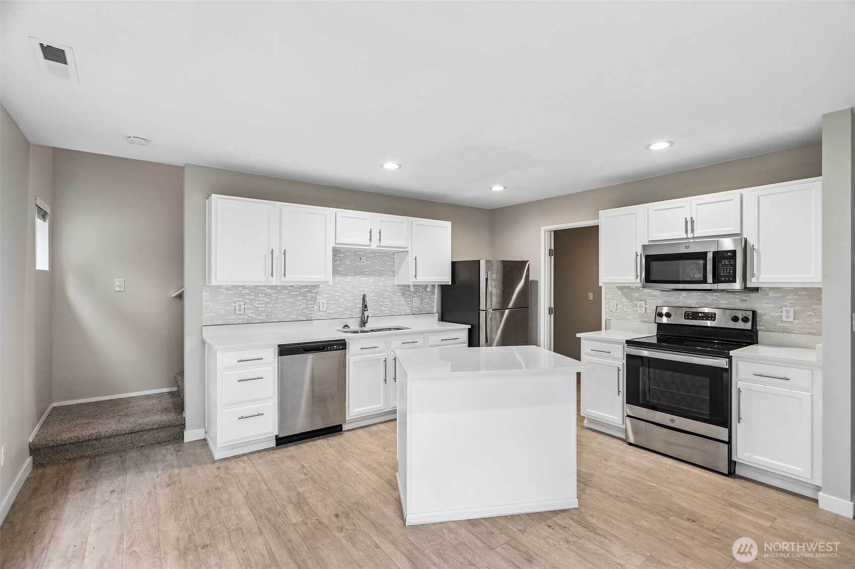 5110 203rd Street Ct E