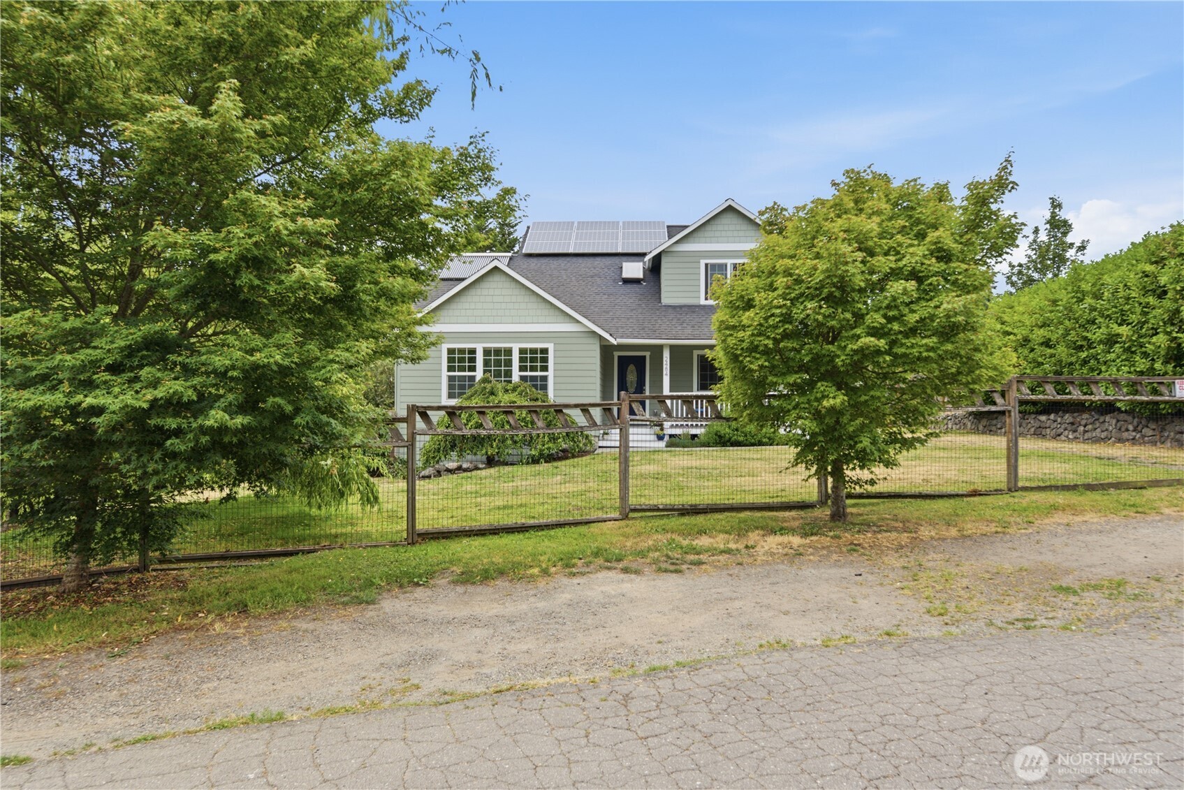 2484 Soundview Drive NE