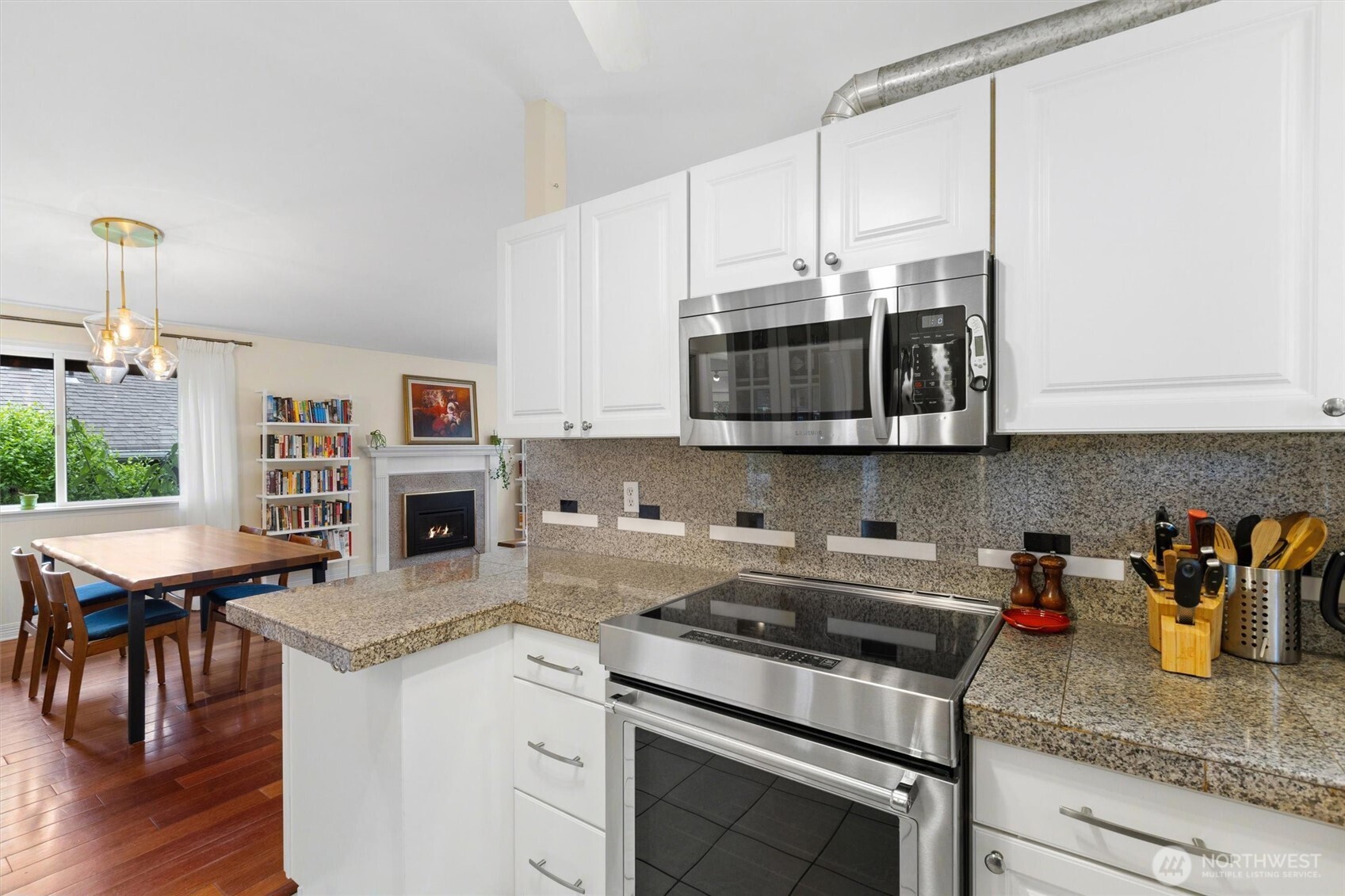 3238 Walnut Avenue SW