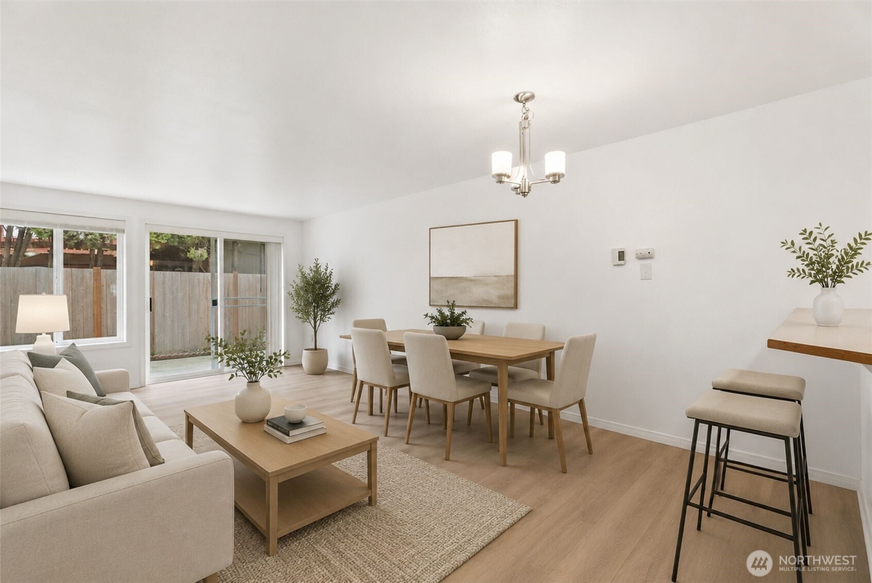 933 4th Avenue N Unit: 102