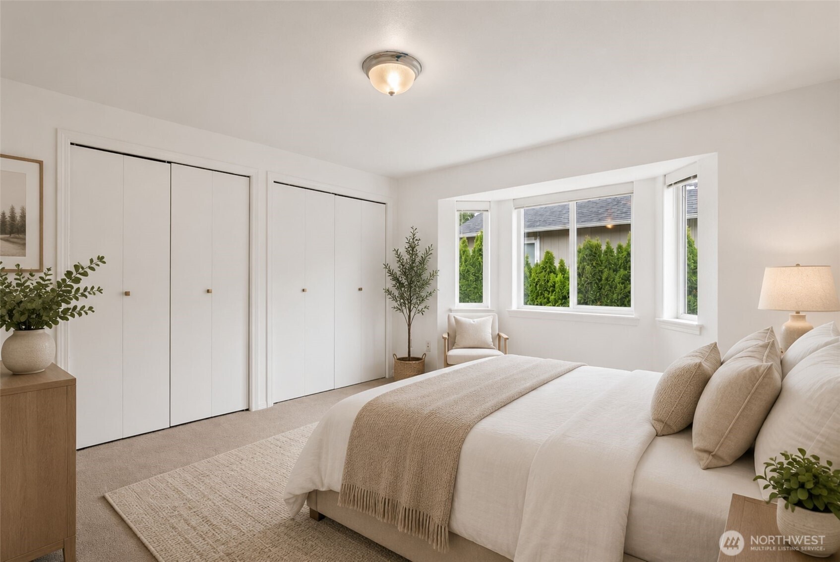 933 4th Avenue N Unit: 102