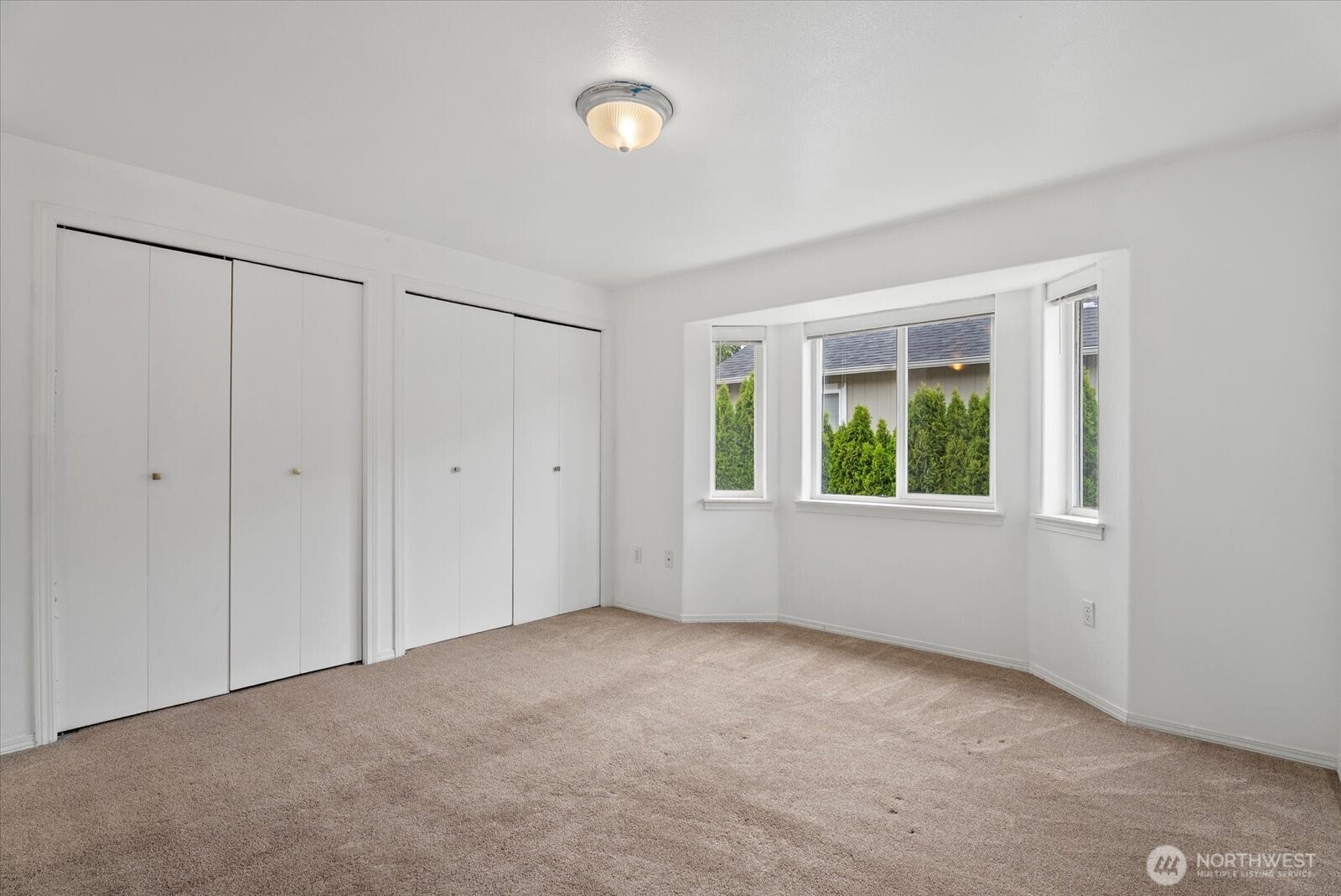933 4th Avenue N Unit: 102