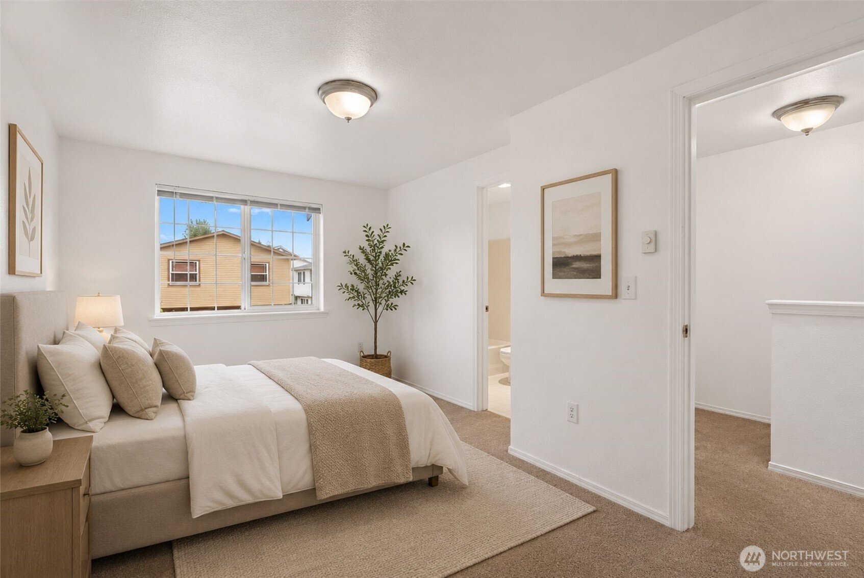 933 4th Avenue N Unit: 102