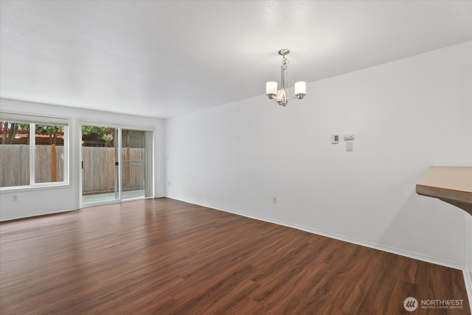 933 4th Avenue N Unit: 102