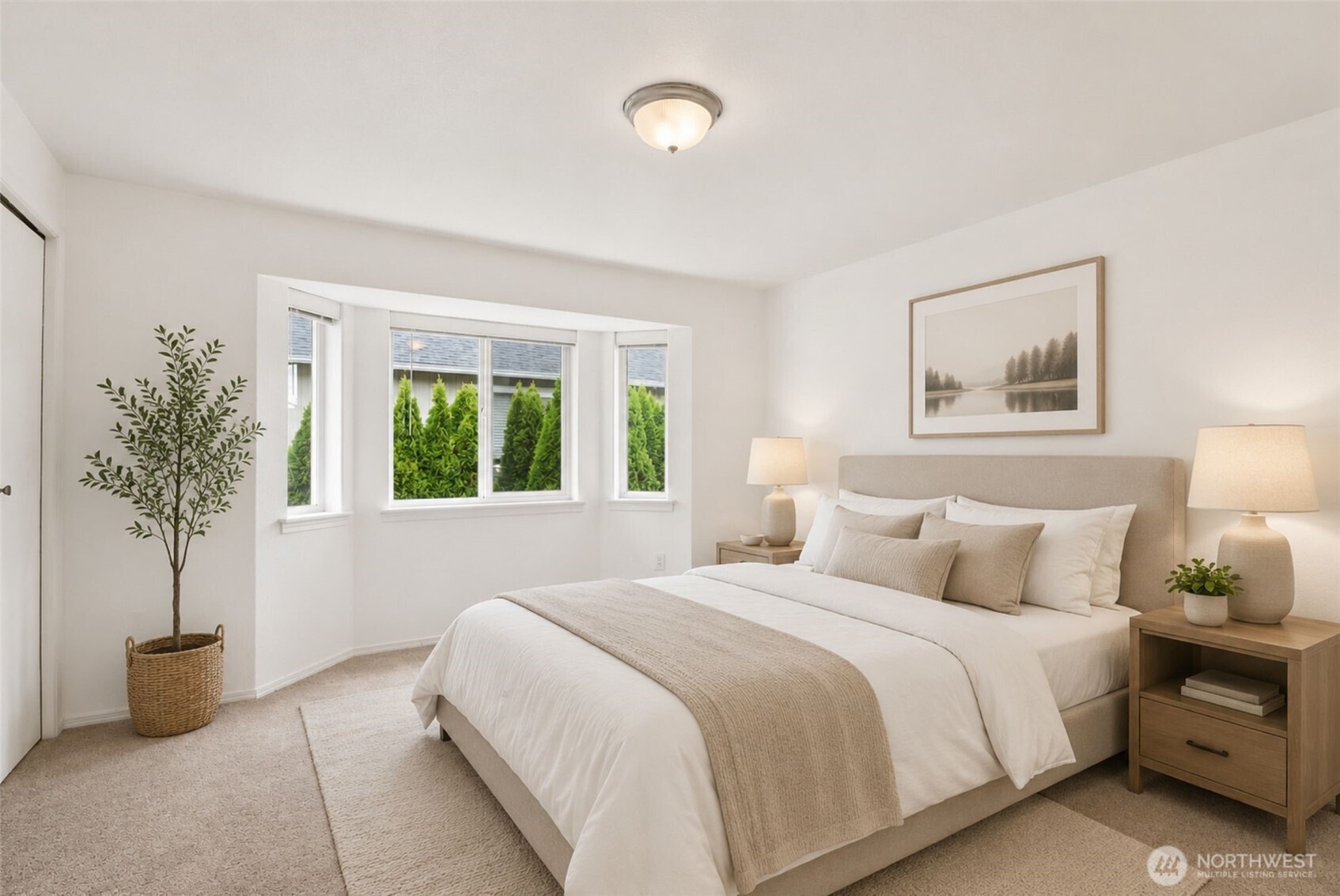 933 4th Avenue N Unit: 102