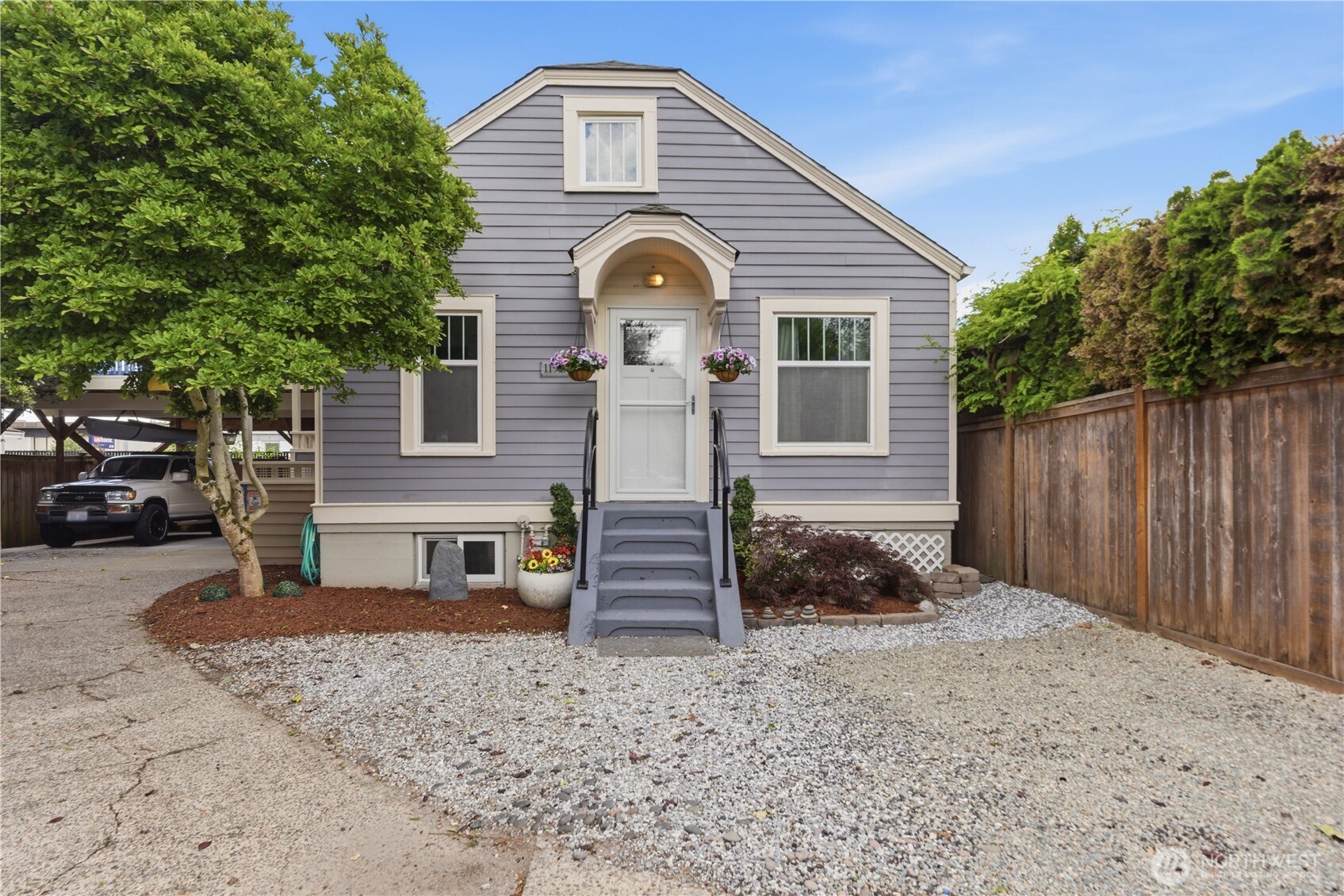 119 1/2 Main Street
