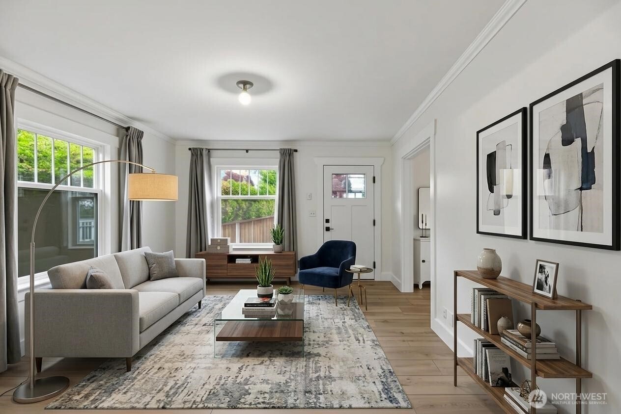 119 1/2 Main Street