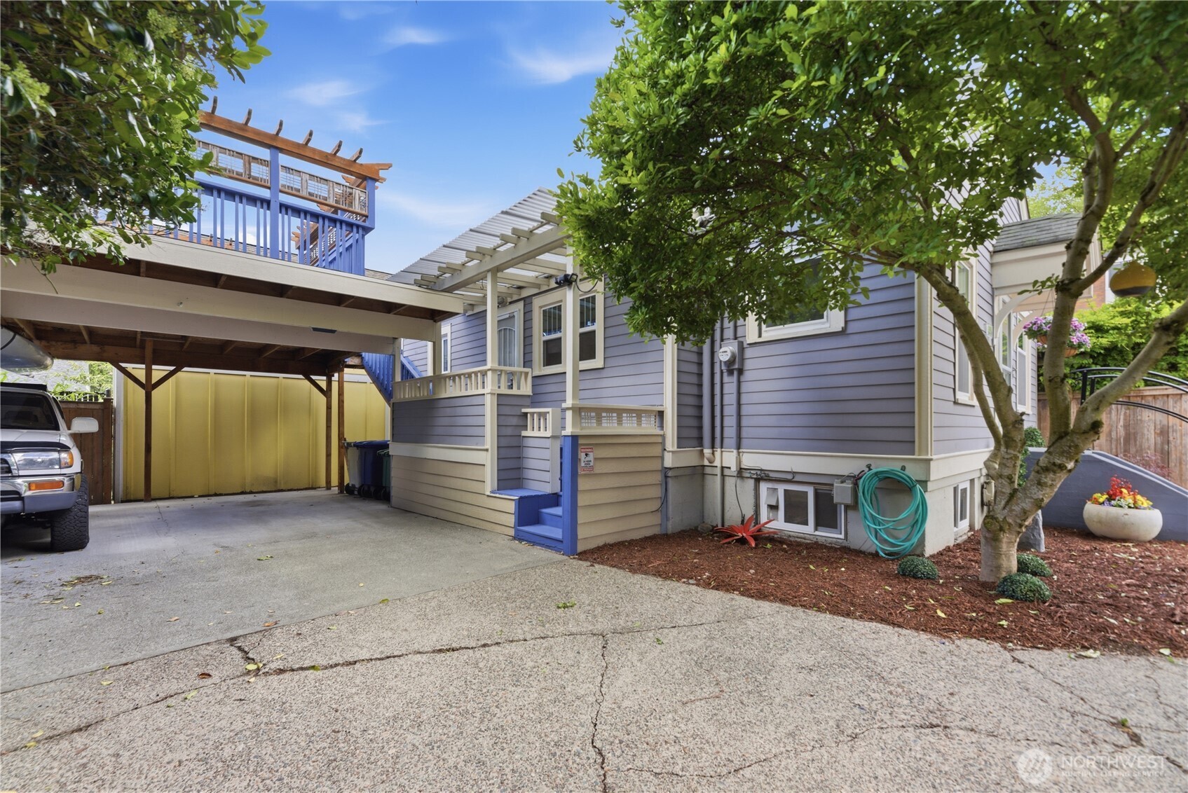 119 1/2 Main Street