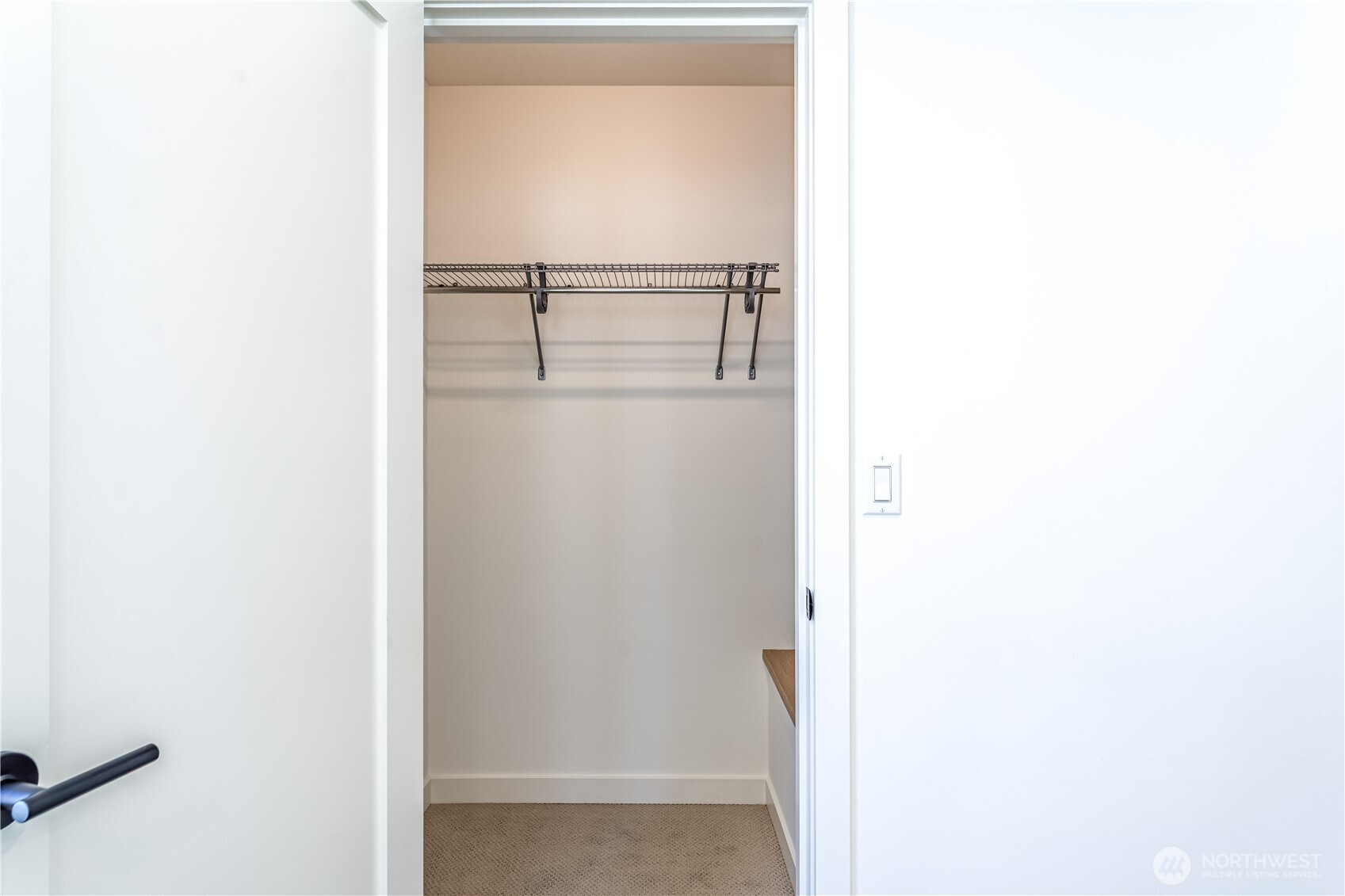 10350 Wallingford Avenue N Unit: B