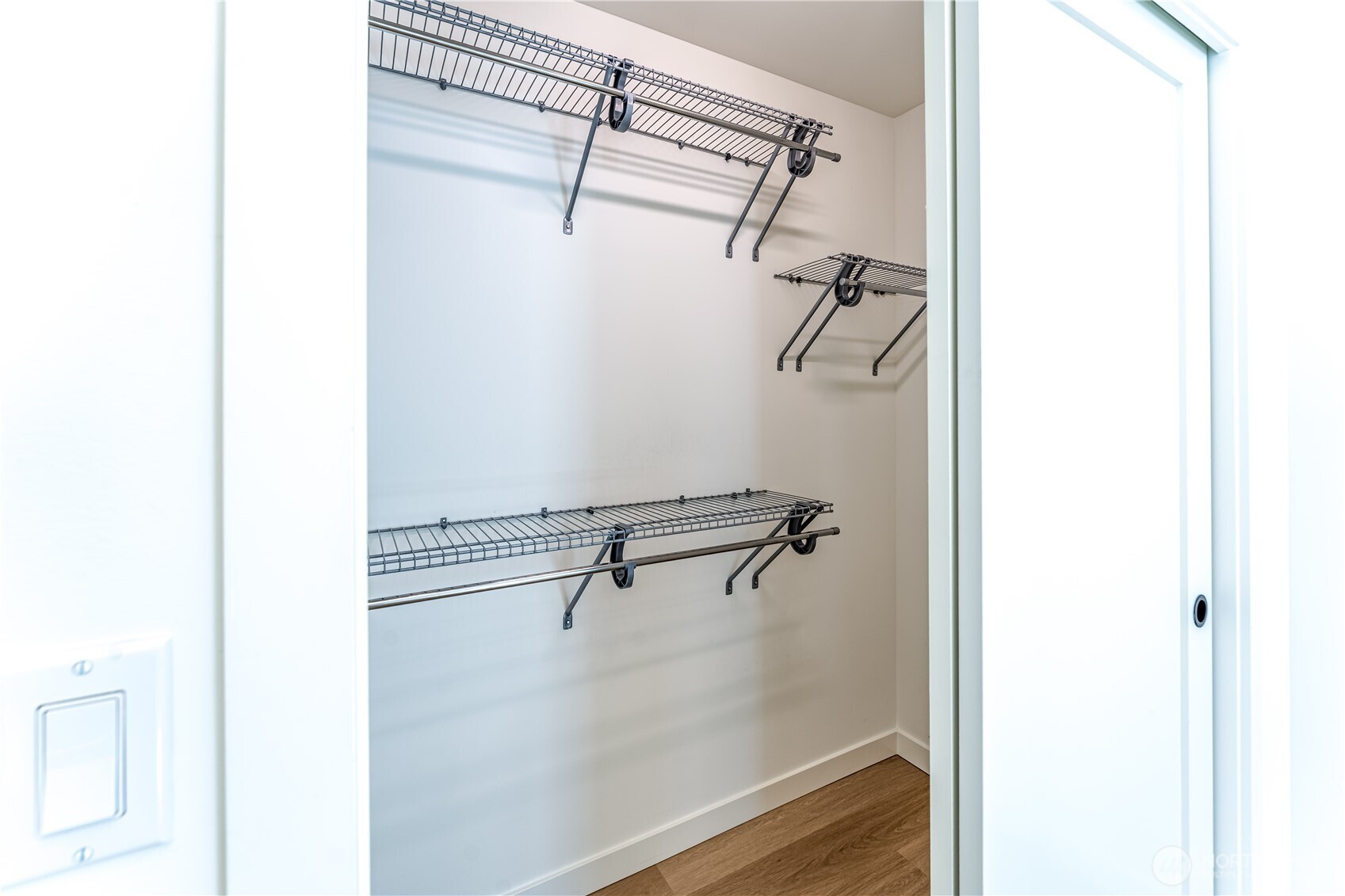 10350 Wallingford Avenue N Unit: B