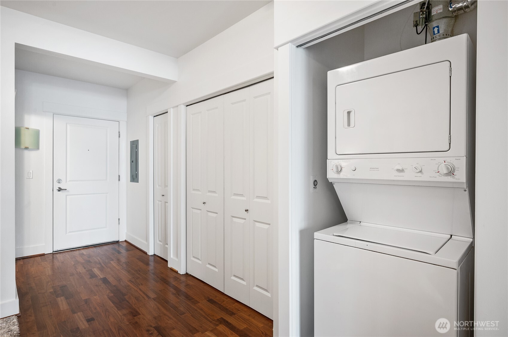 699 John Street Unit: 308